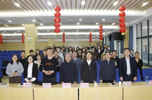 优翼教育研究院“百城千校公益教研行”—— 岳阳市经开区成功举办初中数学公益教研会